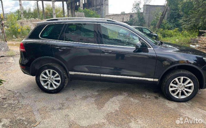Volkswagen Touareg 7P 2011 г по запчастям