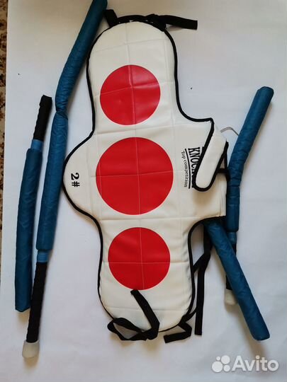 Детские перчатки,шлем,защита для единоборств