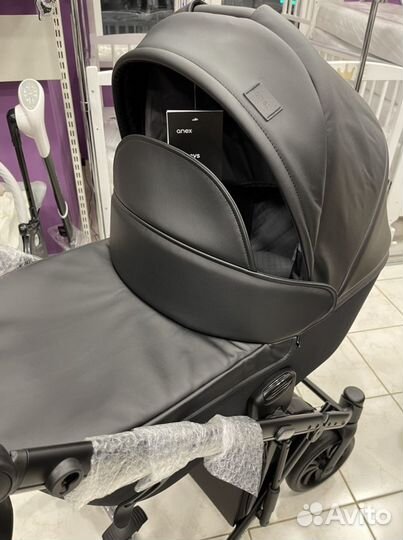 Коляска Anex