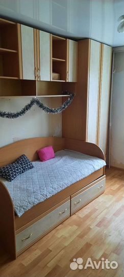 Спальный гарнитур мебель бу