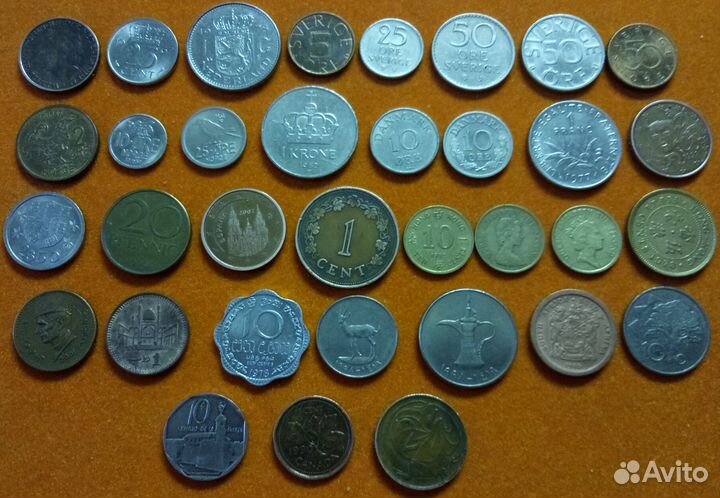 Монеты иностранные, принадлежности для монет