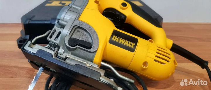 Лобзик DeWalt DW 331 K