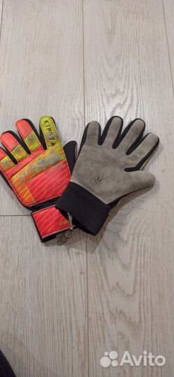 Вратарские перчатки Kipsta