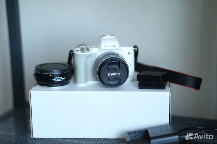 Canon EOS M50