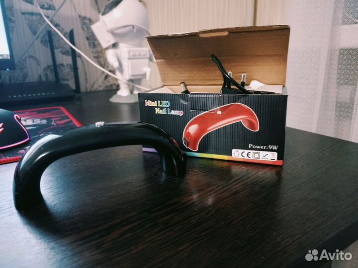 LED лампа для маникюра