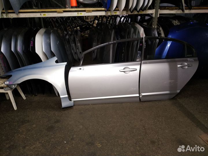 Дверь Honda civic 4 D