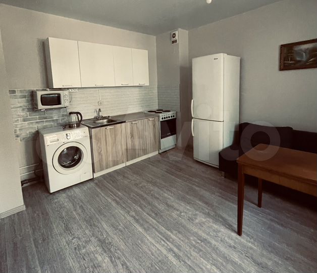 Квартира-студия, 30 м², 2/19 эт.