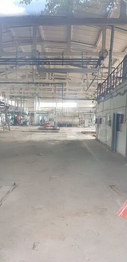 Склад, 1300 м²