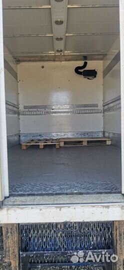 Mercedes-Benz 814, 1990