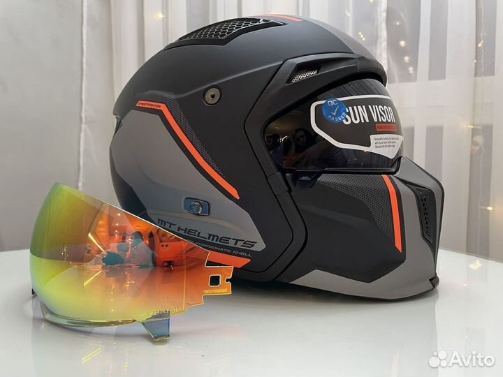 Мотошлем MT стритфайтер Испания новые