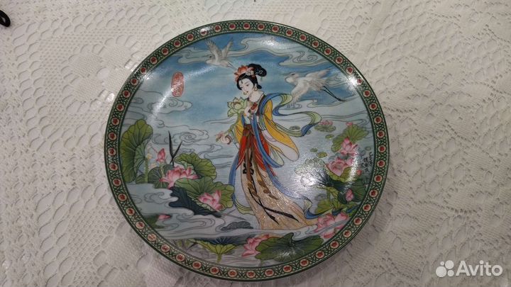 Блюдо декоративное. Фарфор. Япония