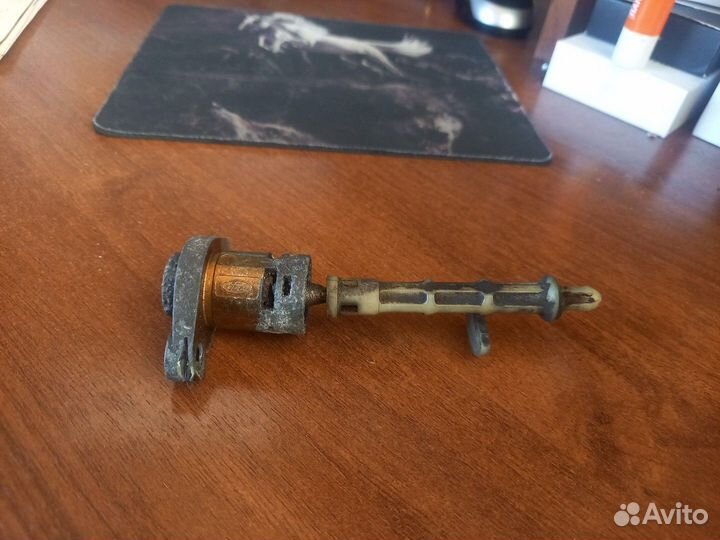 Ford Mondeo 3 Личинка тяга