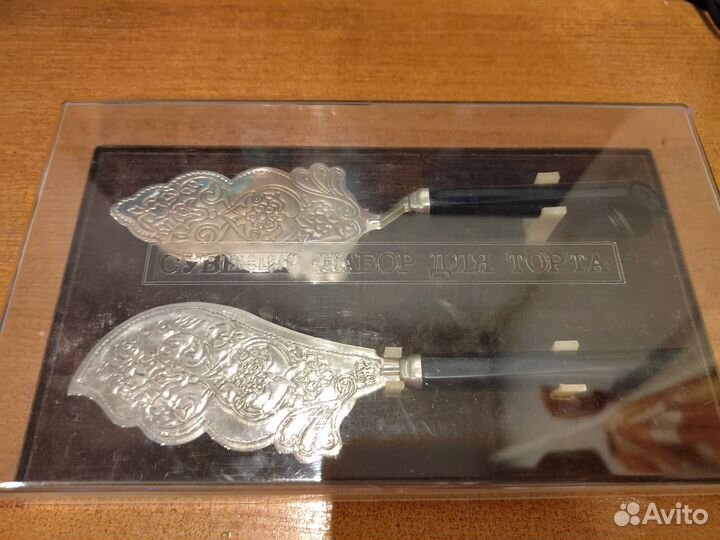 Нож и лопатка для торта