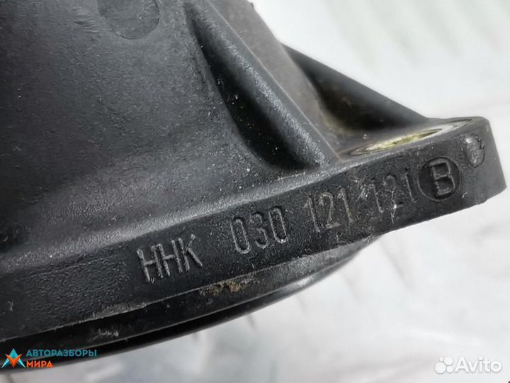 Корпус термостата Audi A4 B5 рест. 2001 030121121B