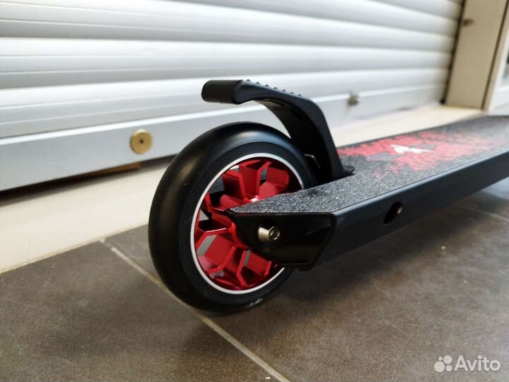 Трюковой самокат Jintech S