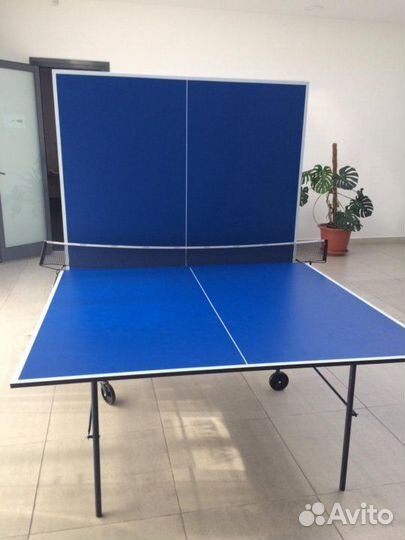 Теннисный стол