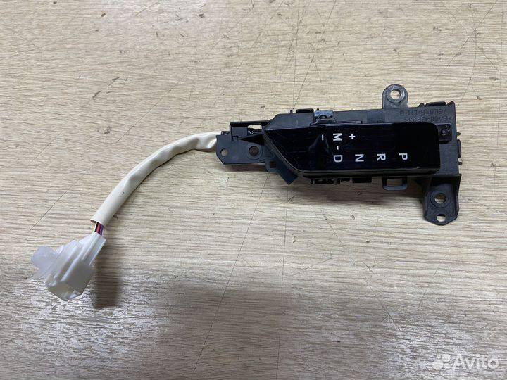 Индикатор Toyota Rav4 XA50