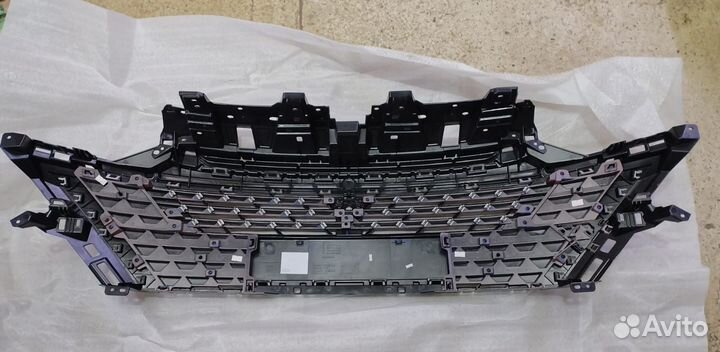 Решетка радиатора C281F2713011616