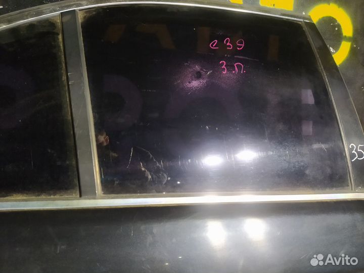 Стекло двери задней правой BMW 5 E39