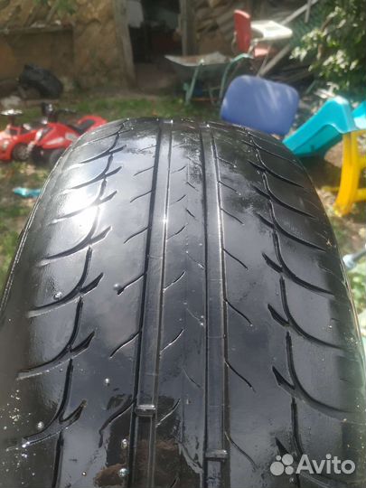 Bfgoodrich G-Grip 215/65 R16
