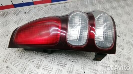 Фонарь задний правый toyota land cruiser prado J12