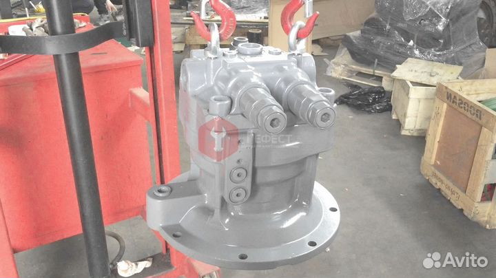 Гидромотор редуктора поворота Hitachi ZX250-3hcmc