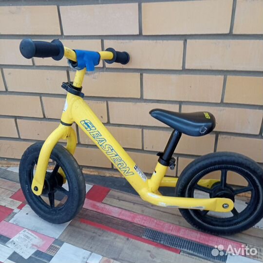 Беговел Eastern pusher 12 дюймов