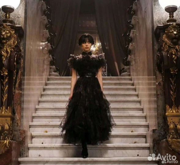 Платье уэнсдей адамс аренда