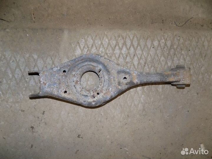 Рычаг задний поперечный Elantra 2006-2011