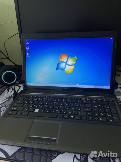 Ноутбук MSI i7
