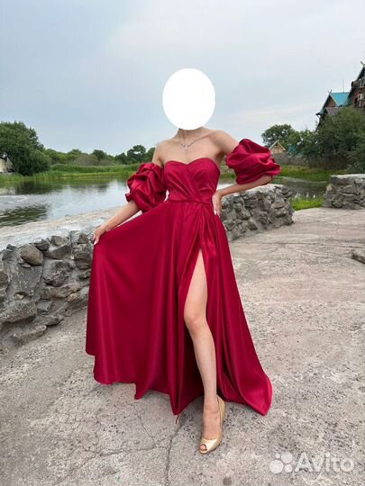Вечернее платье