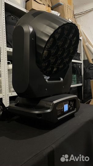 Led wash 19x20 bee eye