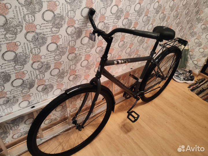 Новый велосипед, рама 19, колеса 28, дорожник