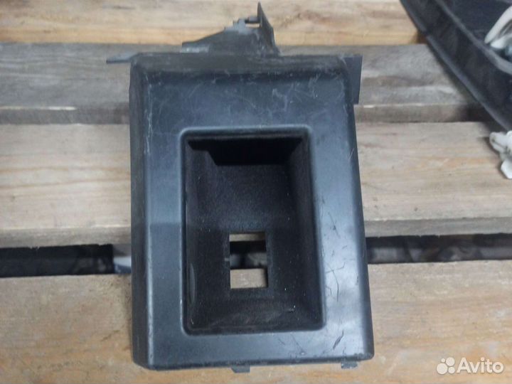 Карман пластиковый водителя Discovery 3