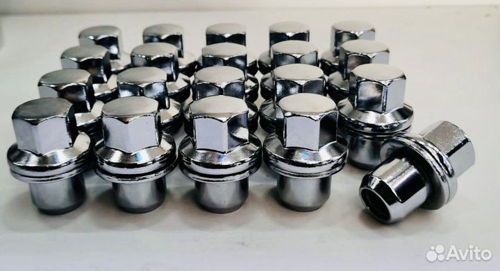 Колесные гайки range rover