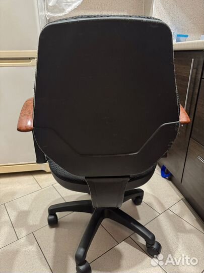 Компьютерное кресло