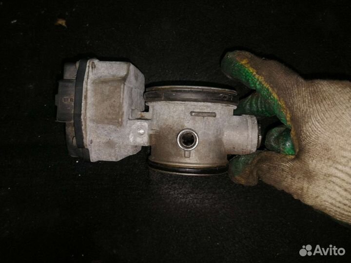 Заслонка дроссельная Рено Логан Симбол 1,4 1,6 б