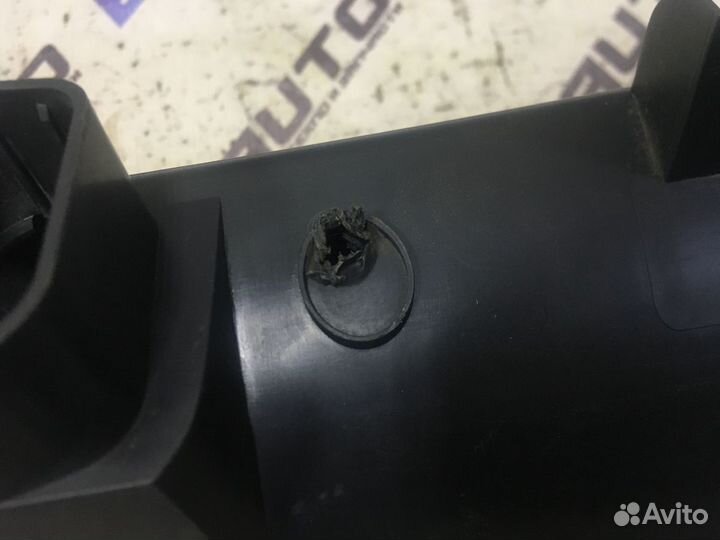 Накладка торпедо левая нижняя Форд Фокус 1