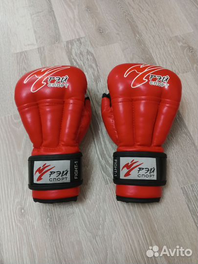 Боксерские перчатки 12 oz