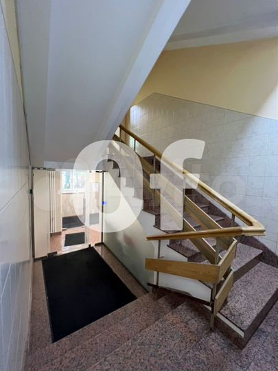 Продам здание, 1551 м²