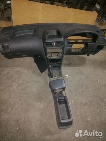 Панель торпеда Ниссан ад