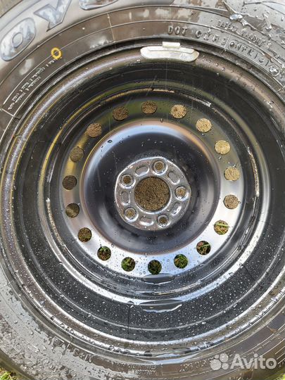 R16 Toyo Observe G3-Ice 215/65, PCD 5x108 DIA 63.3