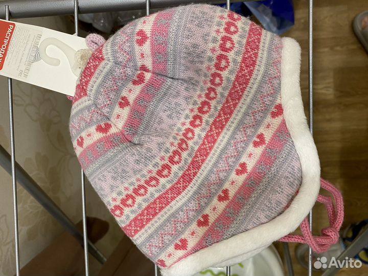Шапка зимняя для девочки новая