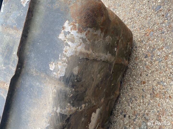 Бензобак газон