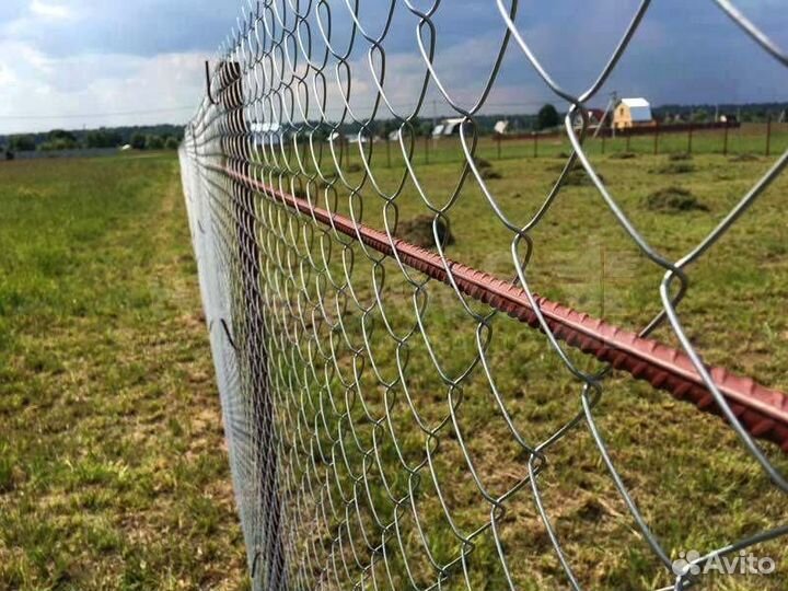 Забор из сетки рабицы