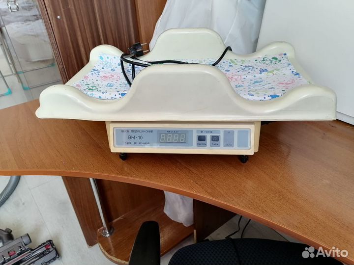 Весы для взвешивания новорожденных