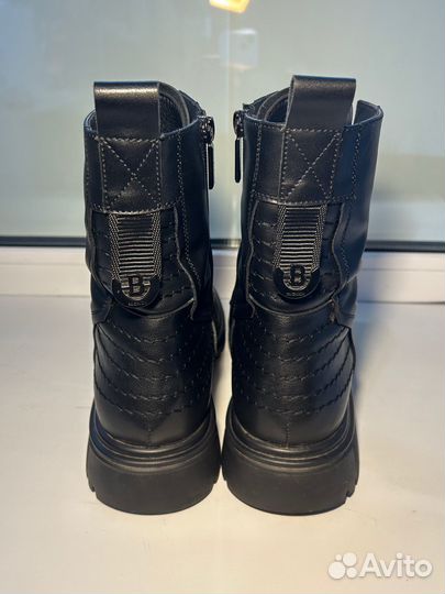 Ботинки женские