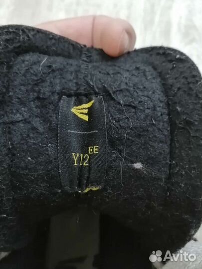 Коньки хоккейные