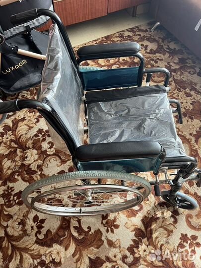 Коляска для инвалидов