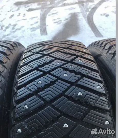 Goodyear Eagle Ultra Grip 205/60 R16 94V